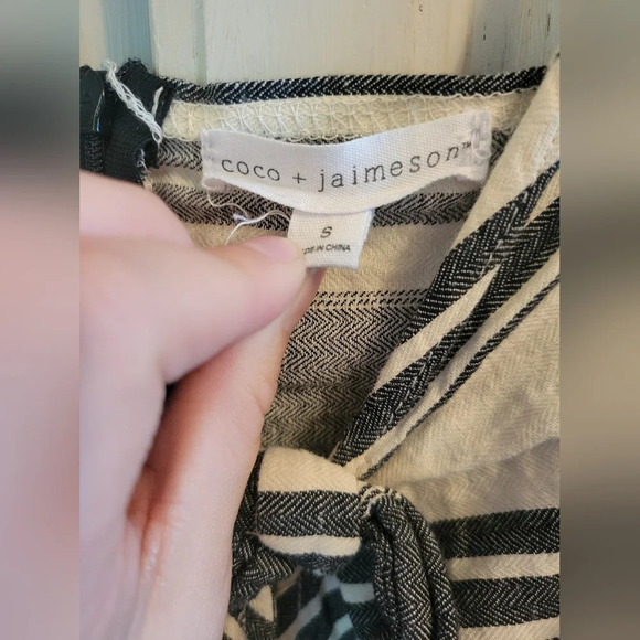 Black & White Striped Jumpsuit - Picture 5 of 7